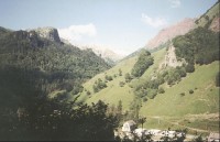 Pyreneje nad Orolonem