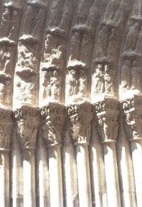 Detail portálu katedrály