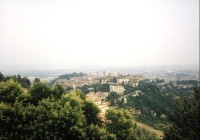 Pohled z horního města na dolní město