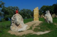 Sochy u Pilské nádrže na hranici Čech a Moravy