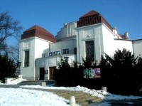 Kladno: Středočeské divadlo v Kladně - pozdně secesní budova jedné z nejstarších divadelních scén v Česku postavená v létech 1910-12
