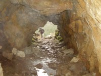 Jaskinia Mylna - výstupní otvor (květen 2014)