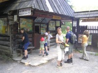 Múzeum oravskej dedidy - vstup - pokladna (červenec 2008)