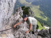 Veľký Rozsutec - na řetězech na trase k vrcholu (srpen 2010)