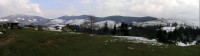Schronisko PTTK na Hali Boraczej - panorama Beskidu Źiwieckego - pohled od chaty (duben 2011)