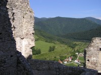 Plešel - pohled z hradu Strečno (červenec 2006)