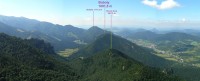 Boboty - lokalizace vrcholu při pohledu z vrcholu Malého Rozsutca (srpen 2011)