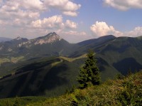 Kraviarske - pohled na Rozsutce - ze stoupání z Veľkého sedla na vrchol(srpen 2012)
