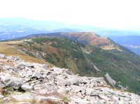 Babia hora - pohled z vrcholu na Malú Babiu horu (září 2012)