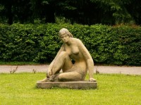 Lázně Velichovky - socha v parku