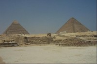 Sfinga,pyramidy a prostranství pro light show