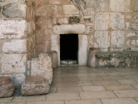 Vstup do Baziliky Narození - dveře pokory