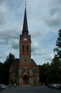 Kostel z náměstí
