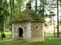 Kaple s hrobkou