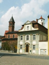 Evangelicko-luteránský kostel a část Leonradplatz