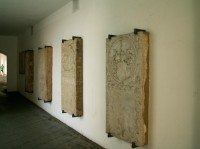 Náhrobní kameny na býv.dominkánském kostele sv.Petra