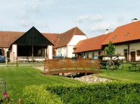 Prostranství před pivnicí