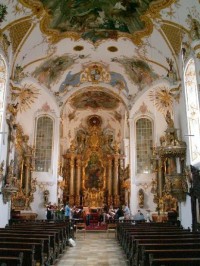 Schulkirche - rokoková výzdoba