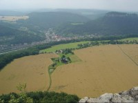 Lilienstein: pohled z Liliensteinu na město a pevnost Konigstein