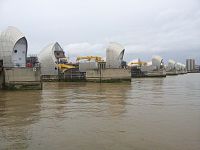 London - proti-záplavové bariéry na Temži