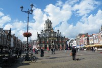 Delft, radnice a Markt