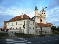 Drnholecká radnice a kostel