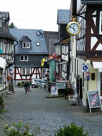 Jedna z uliček z města Braunfels