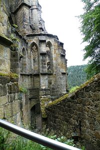 Výběžek kláštera z hradu