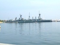Řecko, vojenské muzeum na lodích v Pireu
