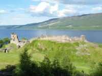 Skotsko, hrad Urquhard u Loch Ness