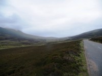 Skotsko, NP Cairgorms, průjezd vysočinou Highlands
