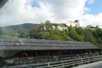 Silian, starý dřevěný most,nahoře hrad