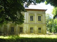 Dolní Lukavice, východní strana zámku
