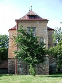 Původní Trčkův hrad, posléze klášter