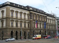 Karlovo náměstí, budova ČVUT