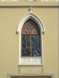 Dolnokrčský zámek, detail okna nad