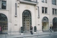 Gianni Versace: Obchodní dům známého modního návrháře.