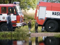 ale pak přijeli hasiči pro vodu, asi potřebovali cvičit