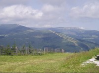 Výhled na Medvědín od horní stanice lanovky