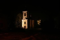 Kostel Všech svatých v Bratronicích: Kostel Všech svatých v noci