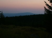 Lesný: Výhled z Lesného na Dyleň po západu slunce