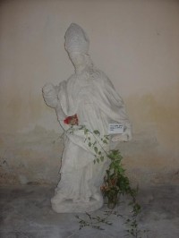Nepomuk - Zelená Hora: socha sv. Vojtěcha v zámeckém kostele