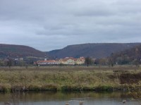 Zbraslav: pohled na zámek od Radotína 
