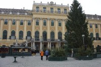 Vídeň: Schloß Schönbrunn s vánočním stromem