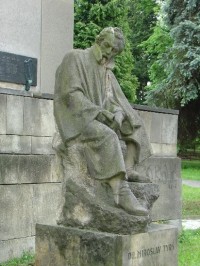 Hořice v Podkrkonoší: pomník M.Tyrše