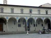 Florencie: Piazza della Santissima Annunziata - Ospedale degli Innocenti