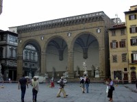 Florencie: Loggia Lanzi na náměstí della Signoria