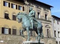 Florencie: Piazza della Signoria - jezdecká socha Cosima I di Medici