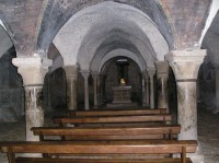 Vézelay: krypta v bazilice Ste Madeleine