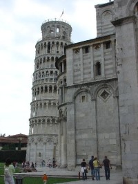 Pisa: Piazza dei Miracoli - katedrála S.M. Assunta a šikmá věž 